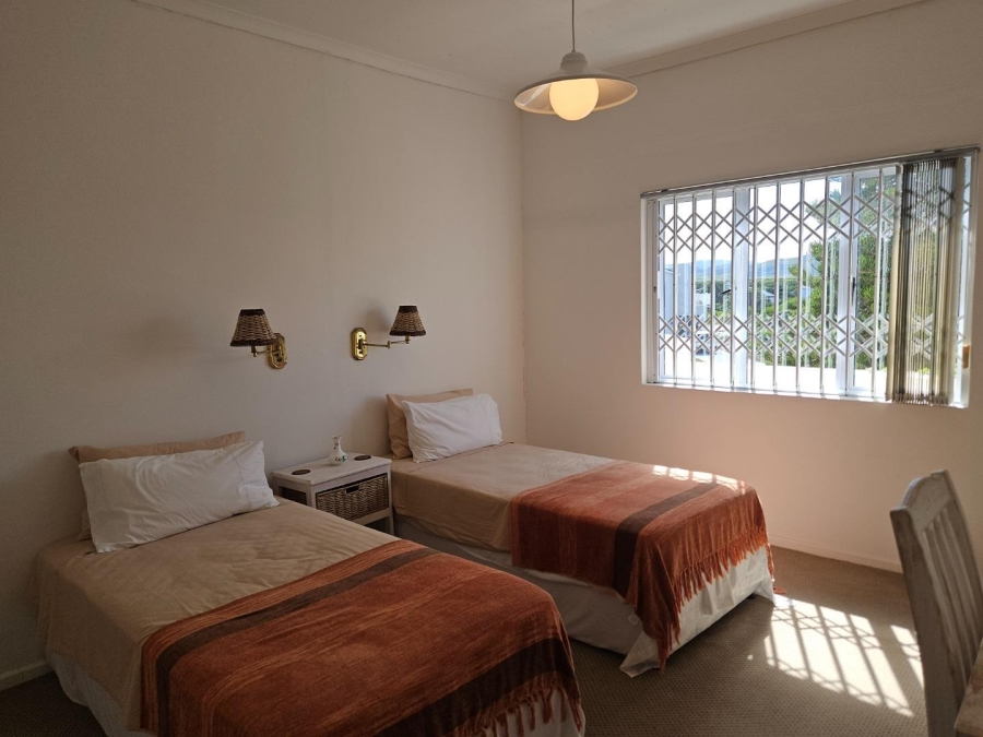 4 Bedroom Property for Sale in Pearly Beach Western Cape